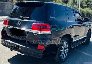 Toyota Land Cruiser 5.7 V8 VXR 2020 Black