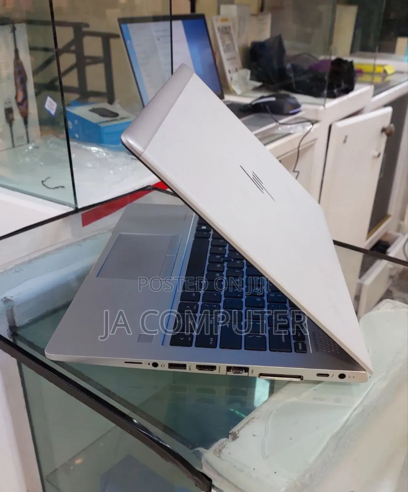 New Laptop HP EliteBook 830 G5 16GB Intel Core I5 SSD 512GB