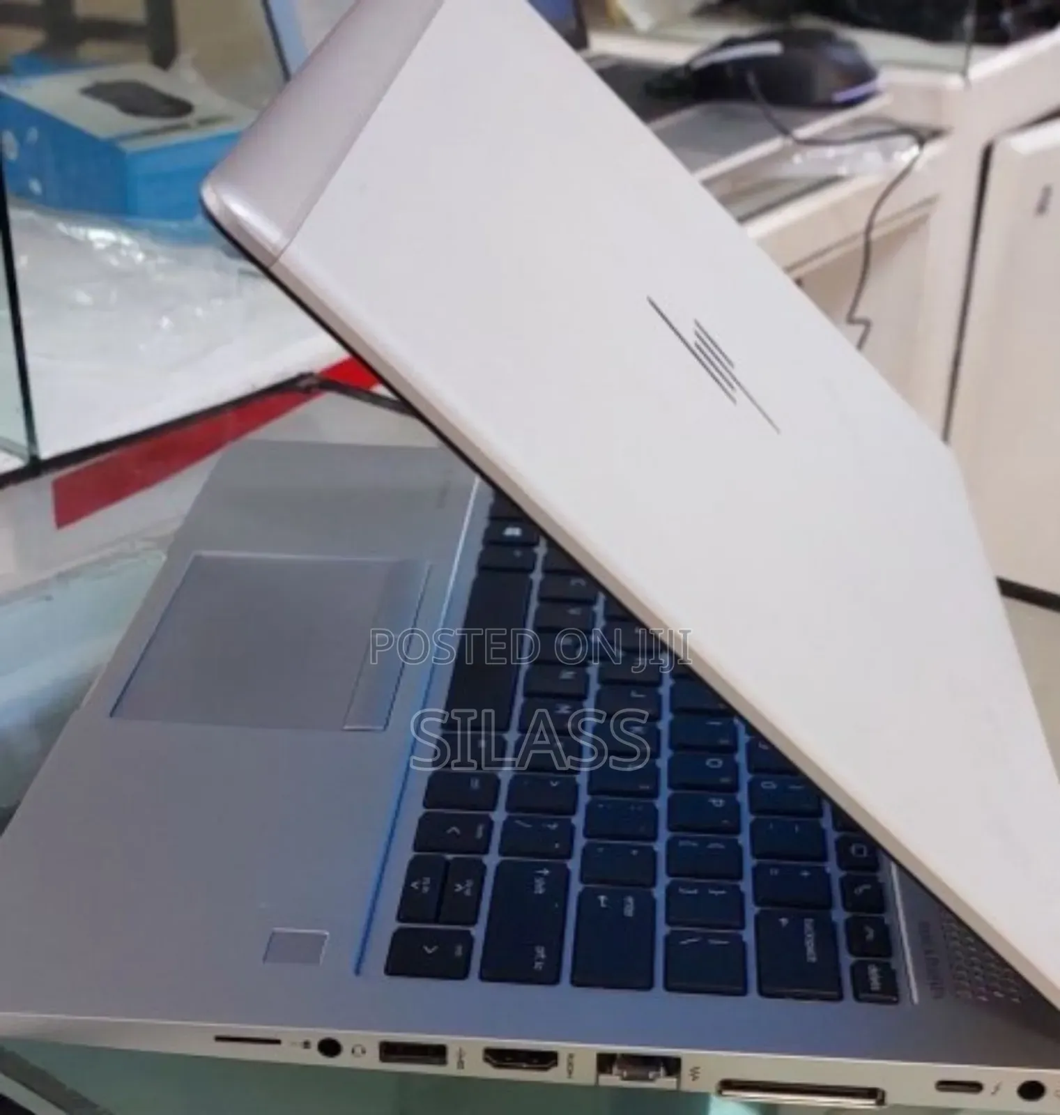 New Laptop HP EliteBook 830 G5 8GB Intel Core I5 SSD 512GB