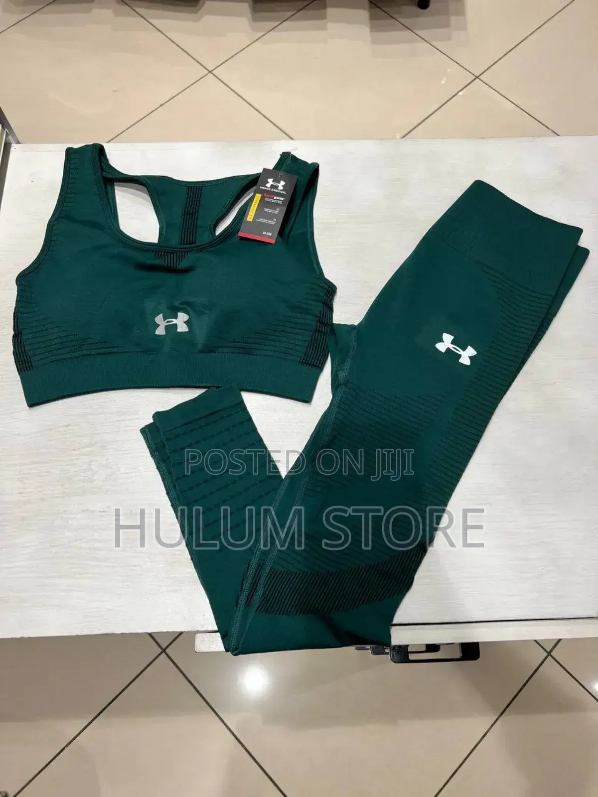 UNDER ARMOUR Sport Clothes
