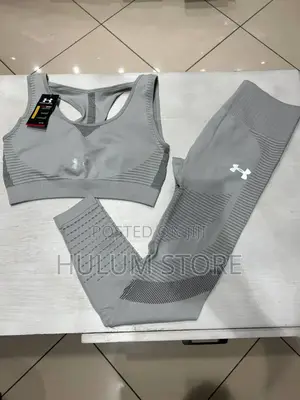 UNDER ARMOUR Sport Clothes