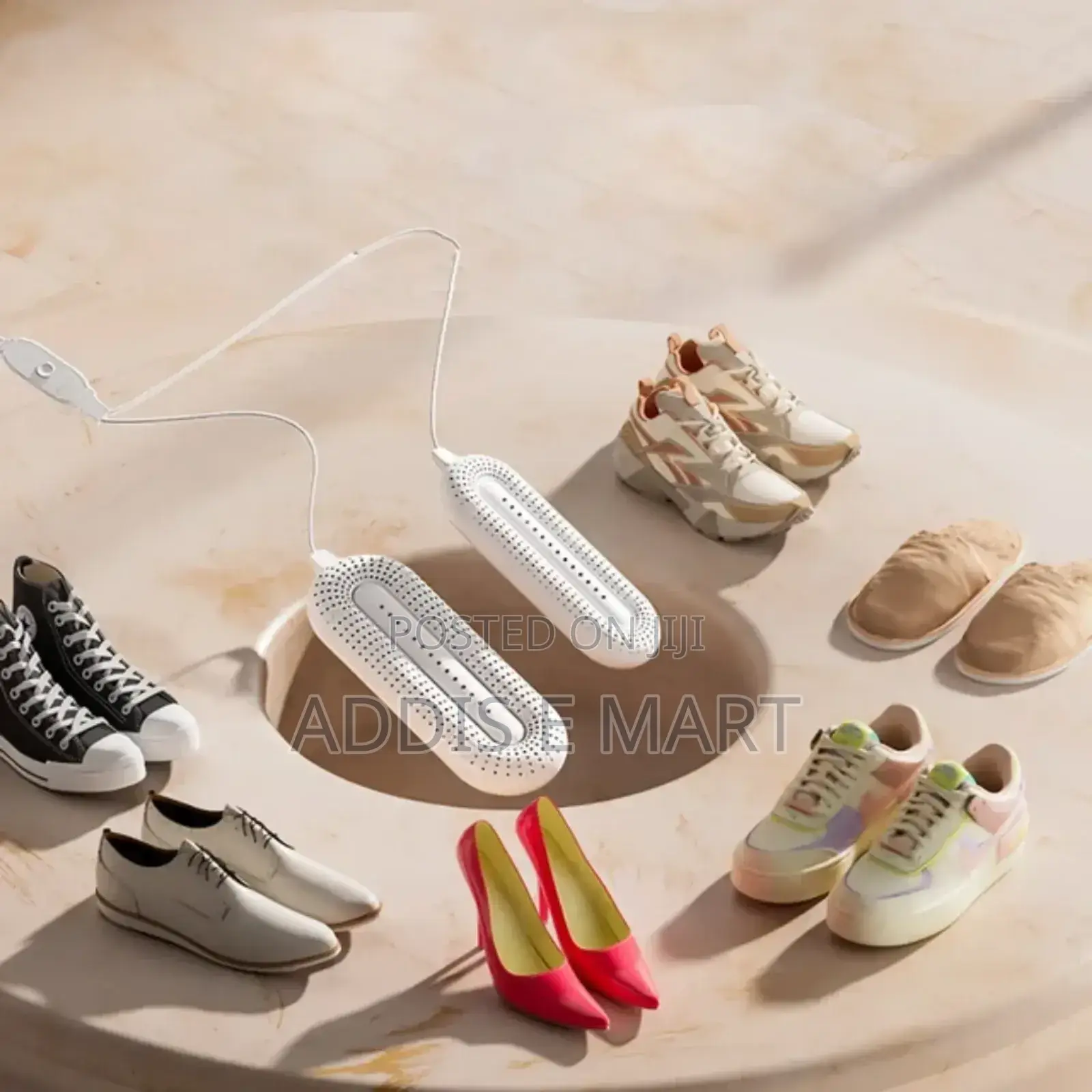 ለአጠቃቀም ቀላል Deodorizing Shoe Dryer ጫማ ፣ ካልሲ ማድረቂያ ማሽን