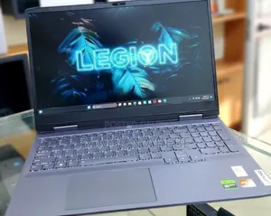 New Laptop Lenovo LOQ 15IRH8 16GB AMD Ryzen 7 SSD 512GB