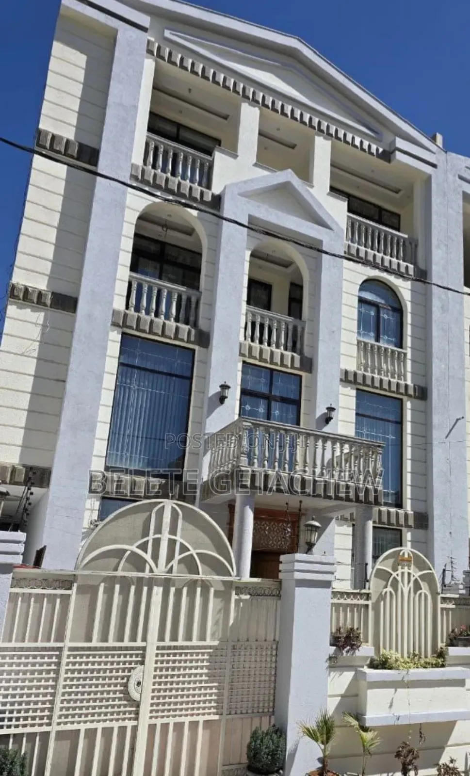 8bdrm House in Semit, B+G+3 Luxury, Bole for sale