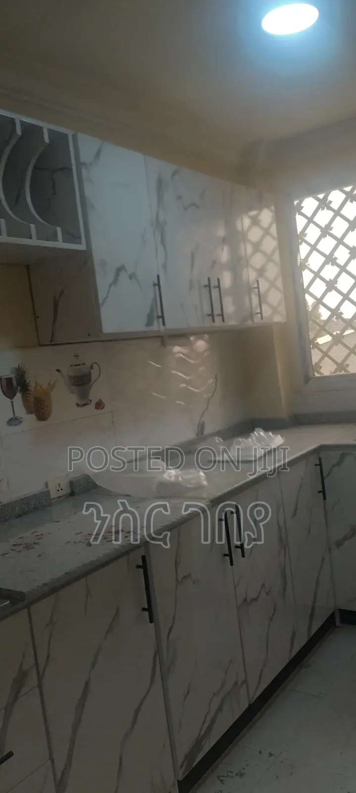 Furnished 2bdrm Condo in Ayat Mekedonia, Yeka for rent
