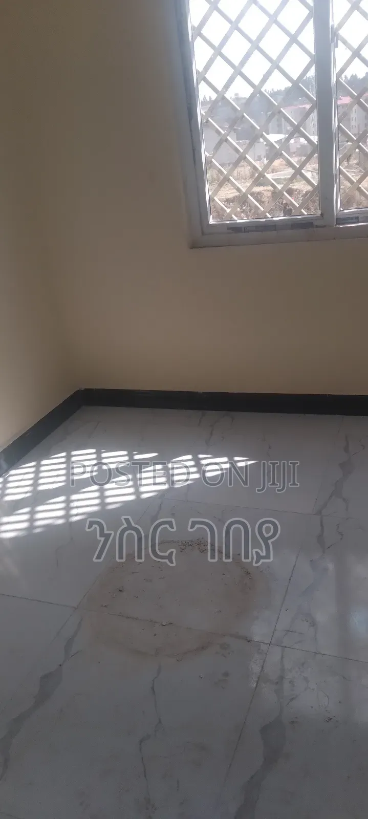 Furnished 2bdrm Condo in Ayat Mekedonia, Yeka for rent