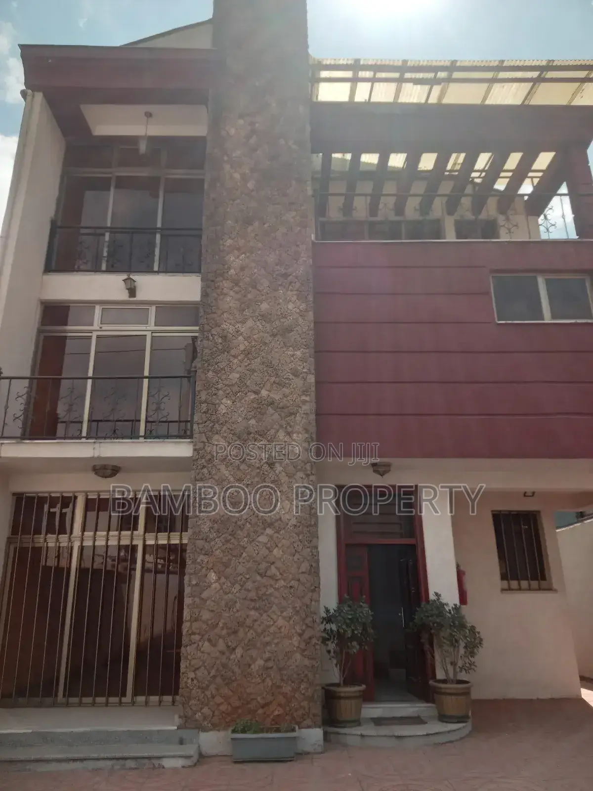 6bdrm House in Bole for rent