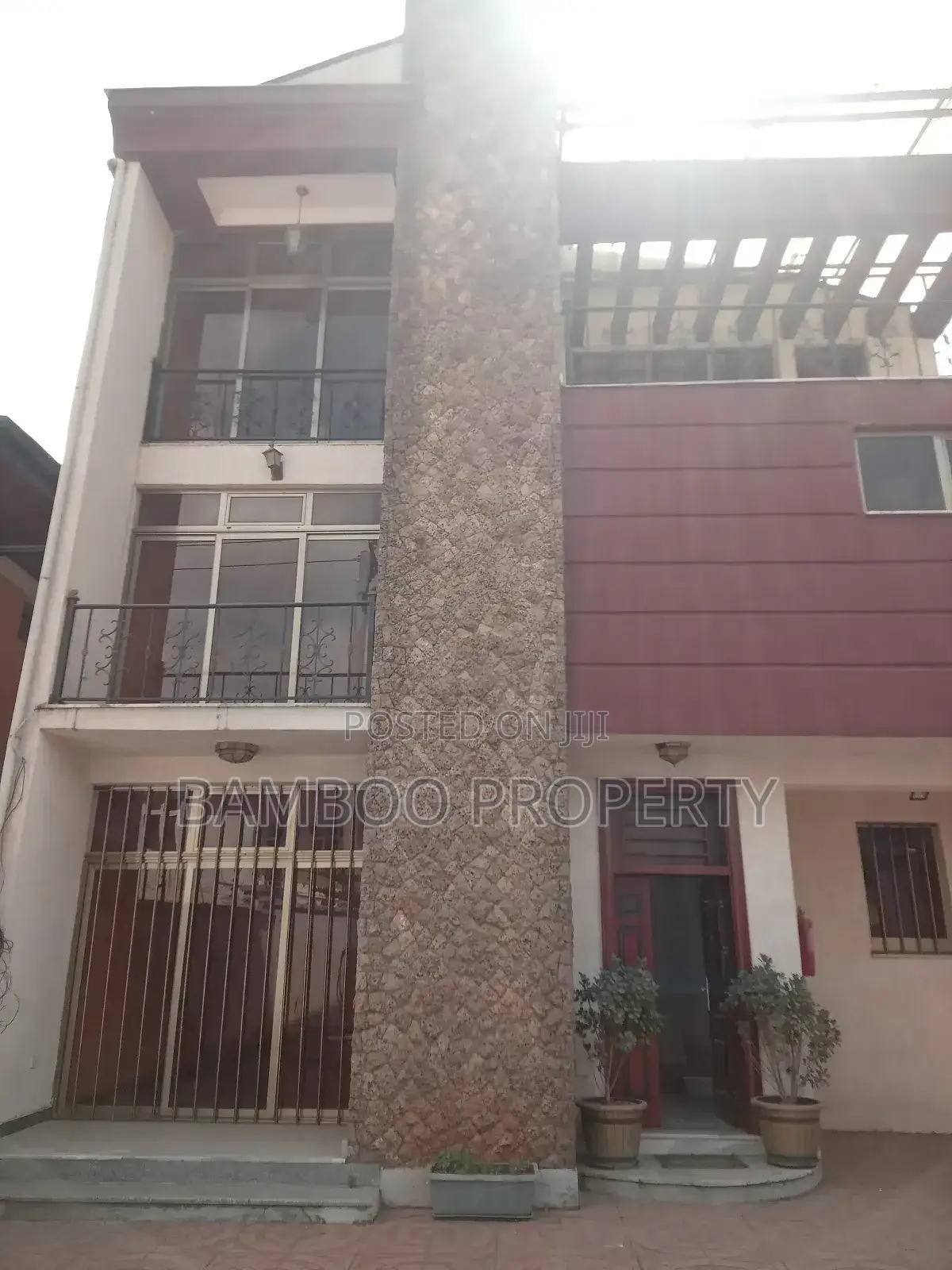 6bdrm House in Bole for rent