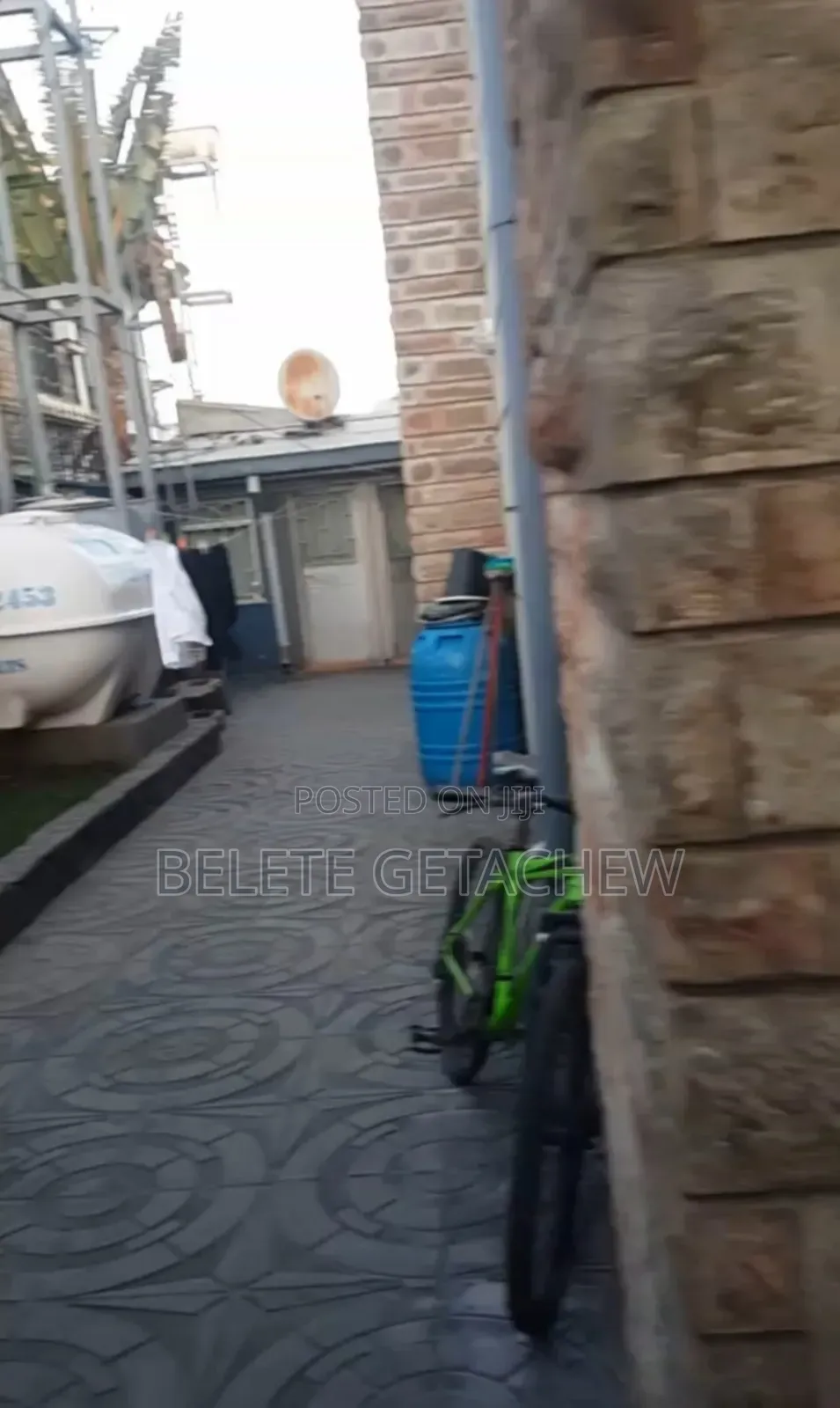 8bdrm House in Ayat Zone-1, G+1, Bole for sale