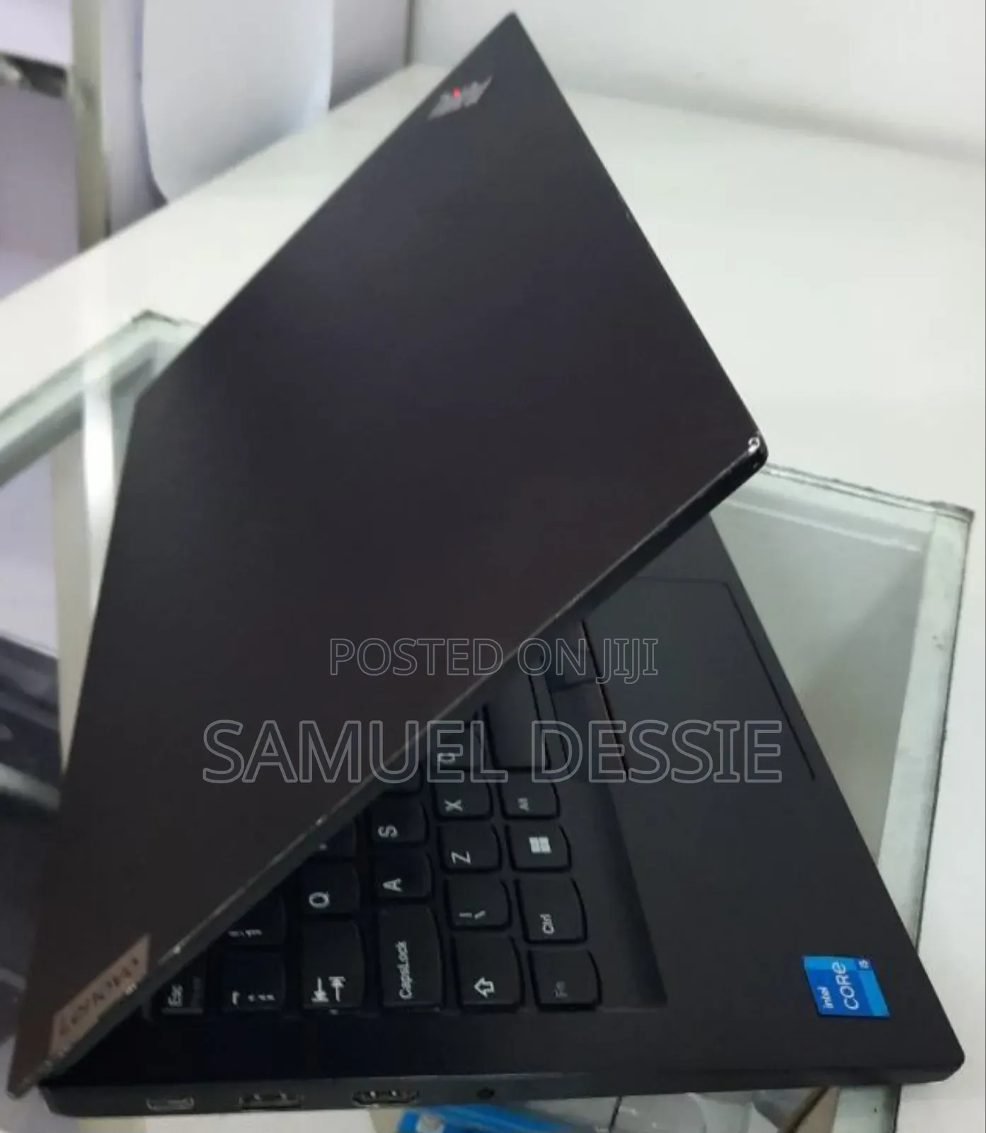 New Laptop Lenovo ThinkPad E14 G5 8GB Intel Core I7 SSD 512GB