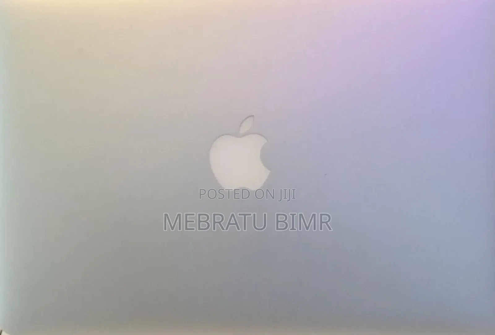 New Laptop Apple MacBook Pro 2015 8GB Intel Core I5 SSD 256GB