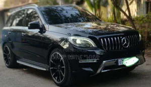 Mercedes-Benz E350 2015 Black