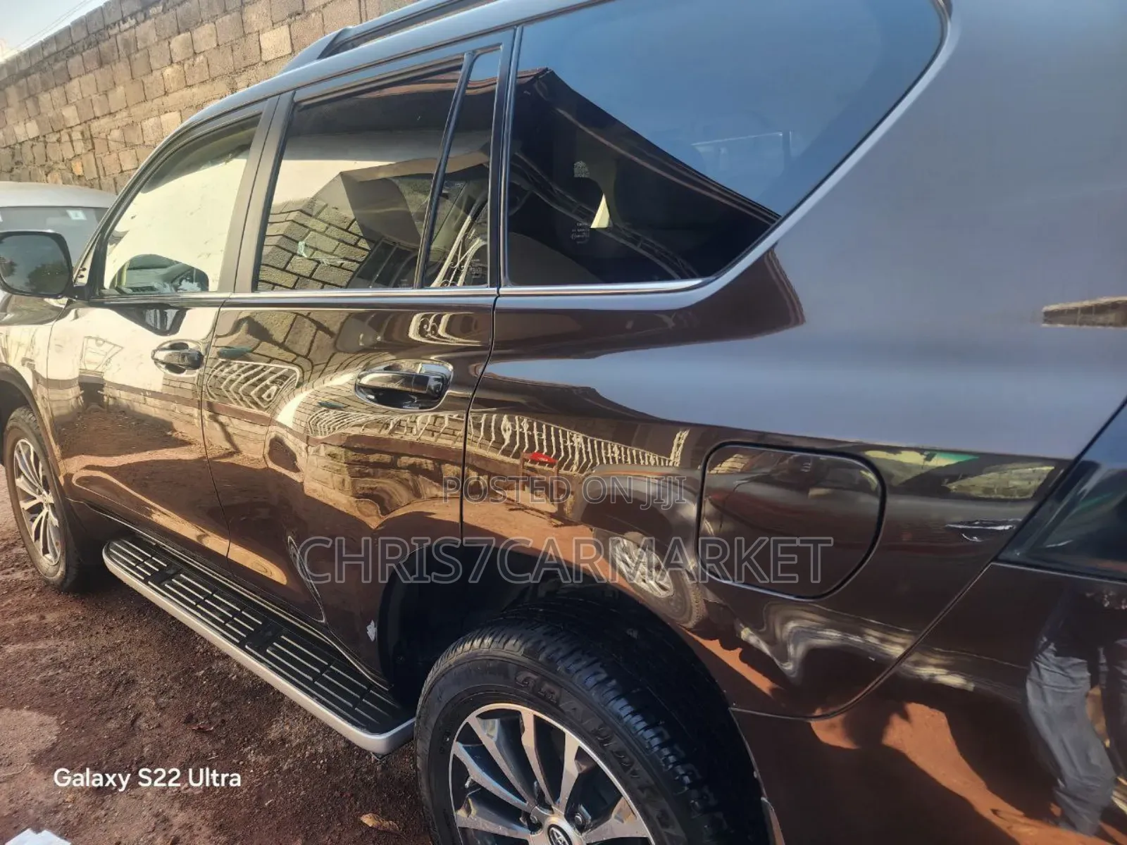 Toyota Land Cruiser Prado 2022 Brown