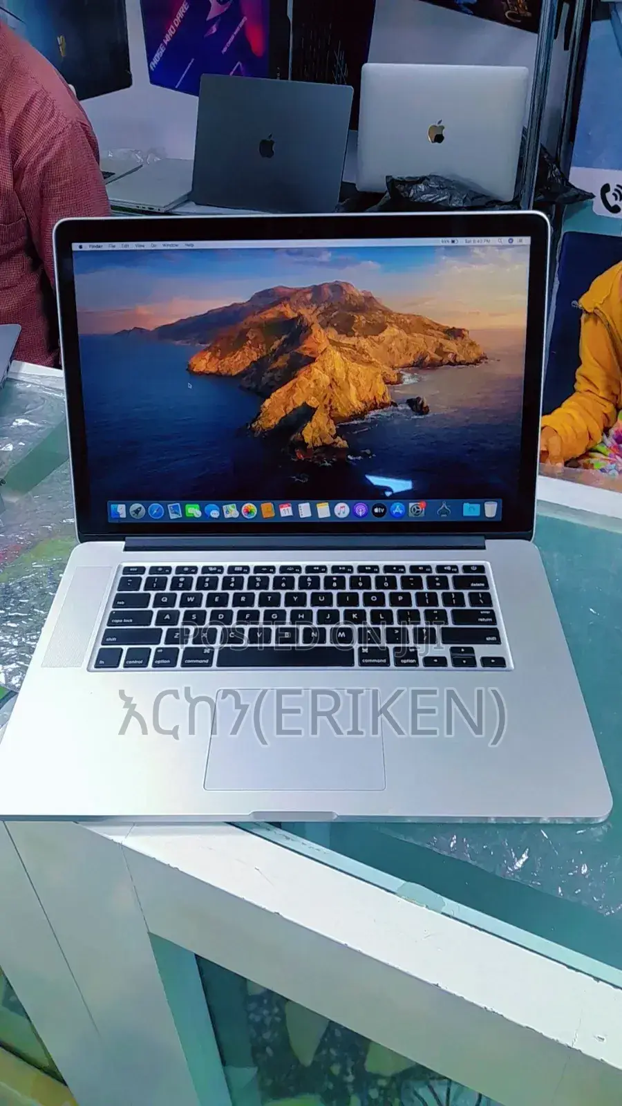 New Laptop Apple MacBook Pro 2015 16GB Intel Core I7 SSD 512GB