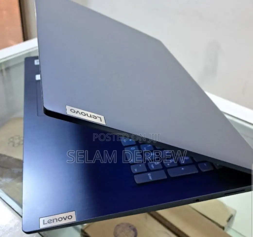 New Laptop Lenovo Ideapad 3 8GB Intel Core I3 SSD 256GB