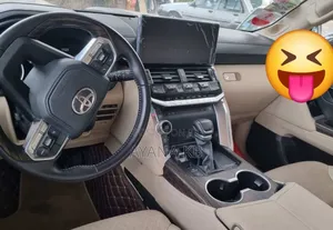 Toyota Land Cruiser 2022 Gray