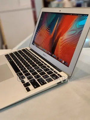 Photo - New Laptop Apple MacBook Air 2015 4GB Intel Core I5 SSD 128GB