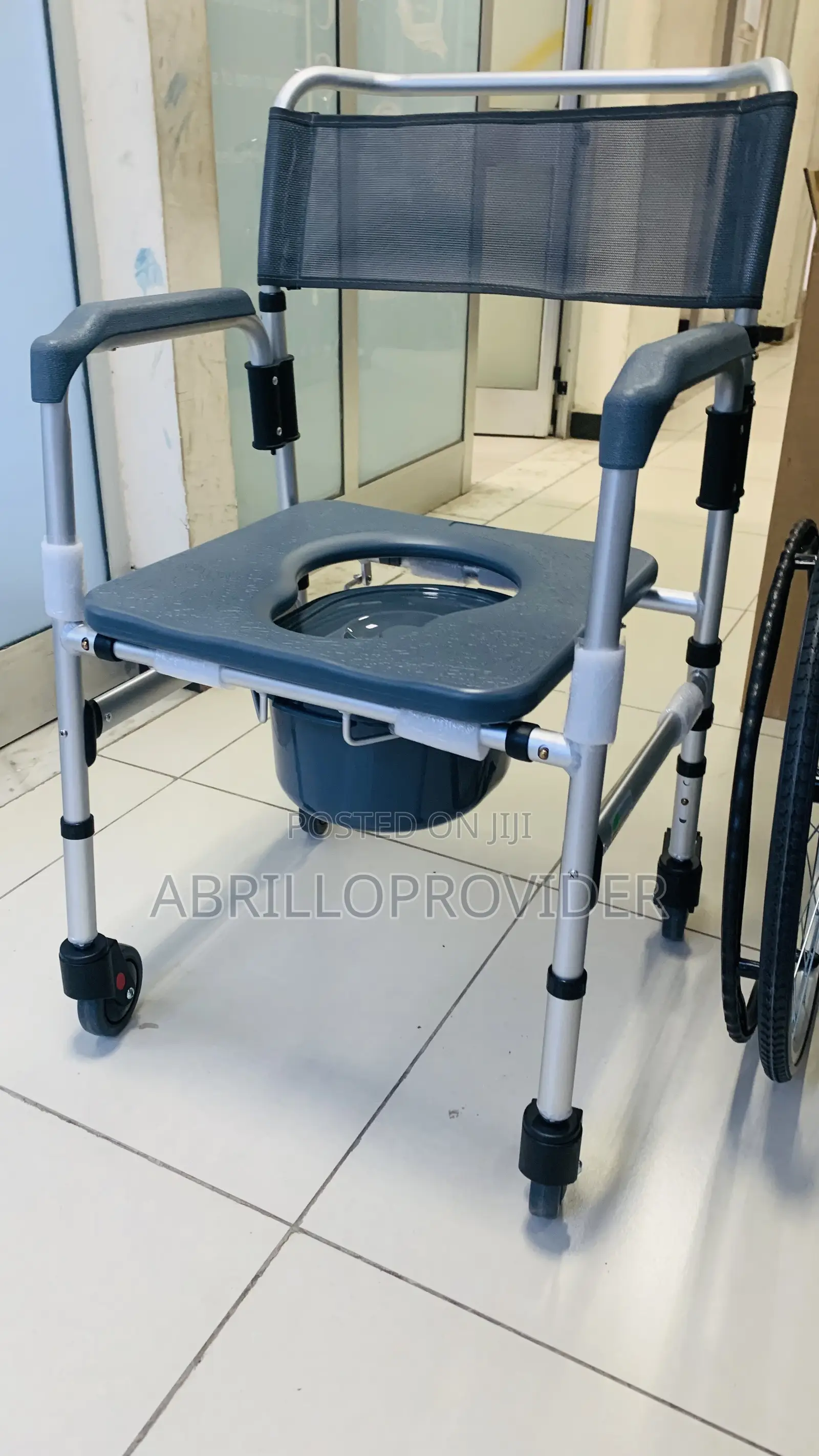 Toilet Wheelchair8toilet Chair2commode Chai R1’S Bower Chair