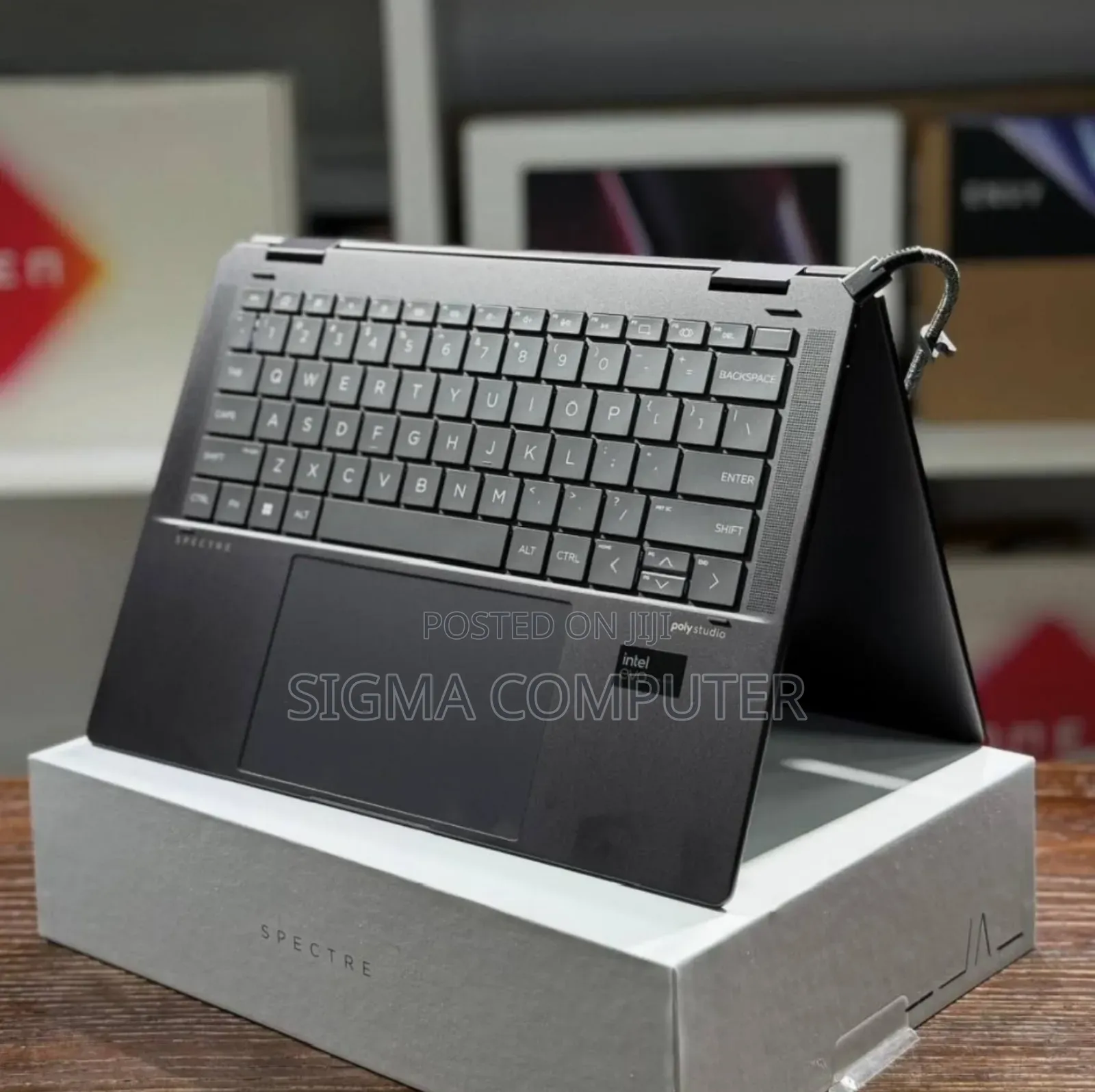 New Laptop HP Spectre X360 16GB AMD Ryzen 7 SSD 1T