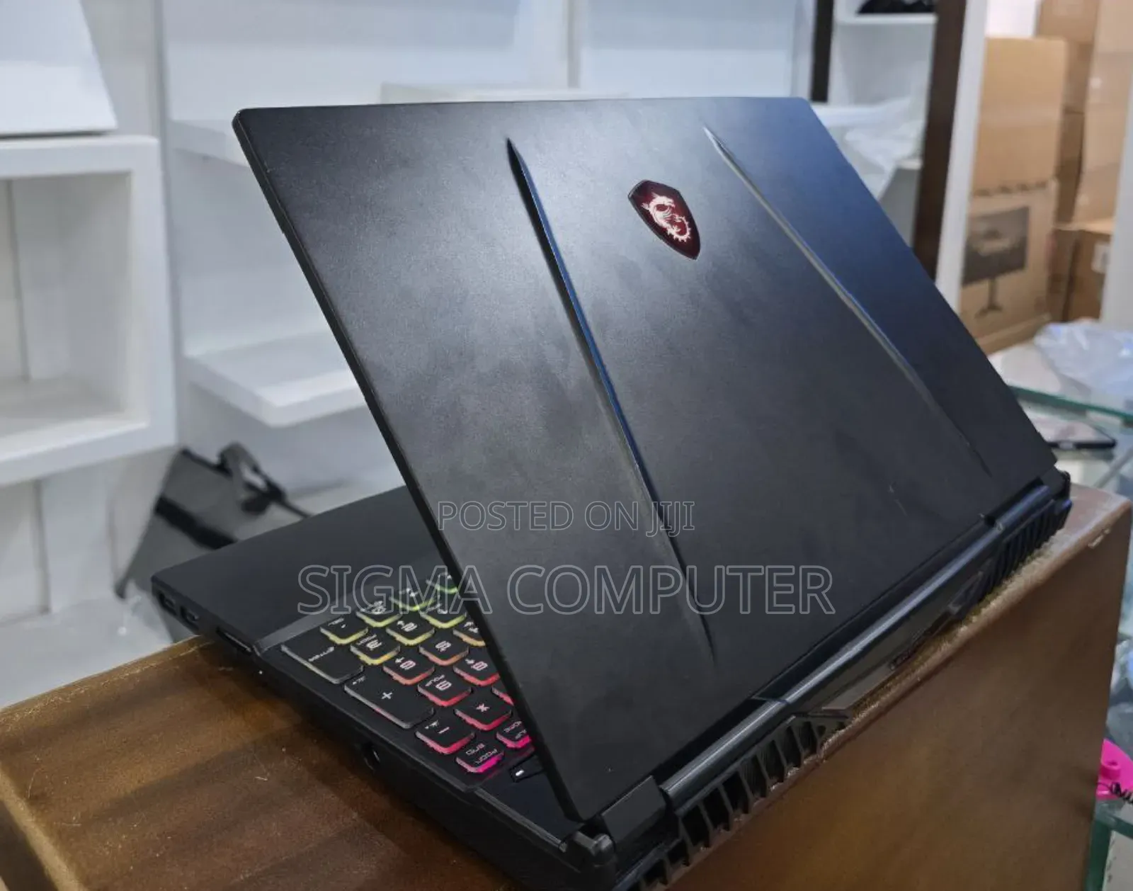 New Laptop MSI CX70 2OD 16GB Intel Core I5 SSD 512GB