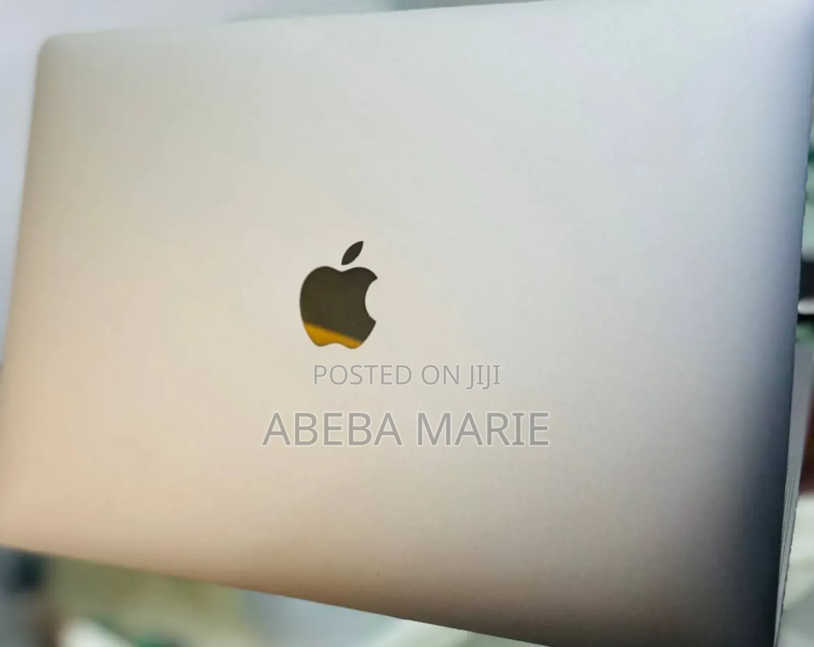 New Laptop Apple MacBook Pro 2023 M2 8GB Apple M2 SSD 256GB