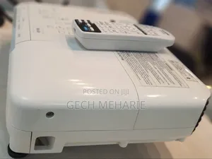 Photo - New
EPSON Projector
Model Name: EB-S31
Ha
