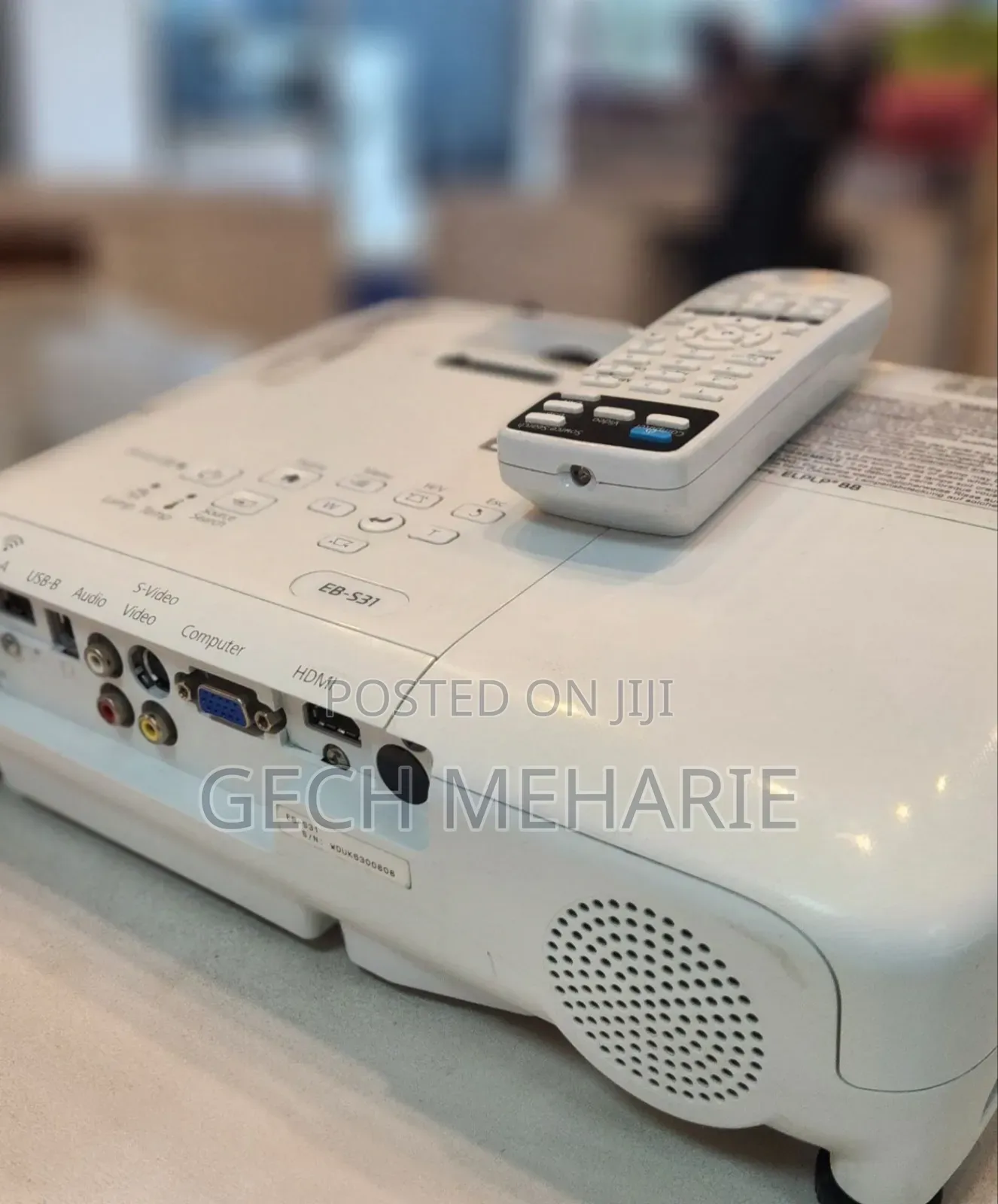 New
EPSON Projector
Model Name: EB-S31
Ha