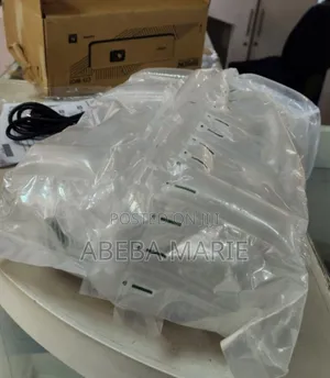 Brand New Epson Projector CO-W01 Epson Projector With