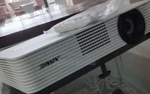Photo - Sony Projector Model Name