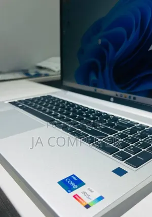 New Laptop HP ProBook 450 G8 8GB Intel Core I5 SSD 512GB