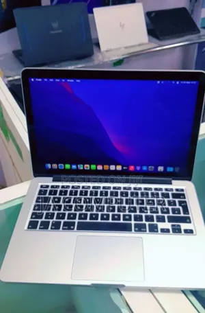 New Laptop Apple MacBook Pro 2015 8GB Intel Core I5 SSD 256GB