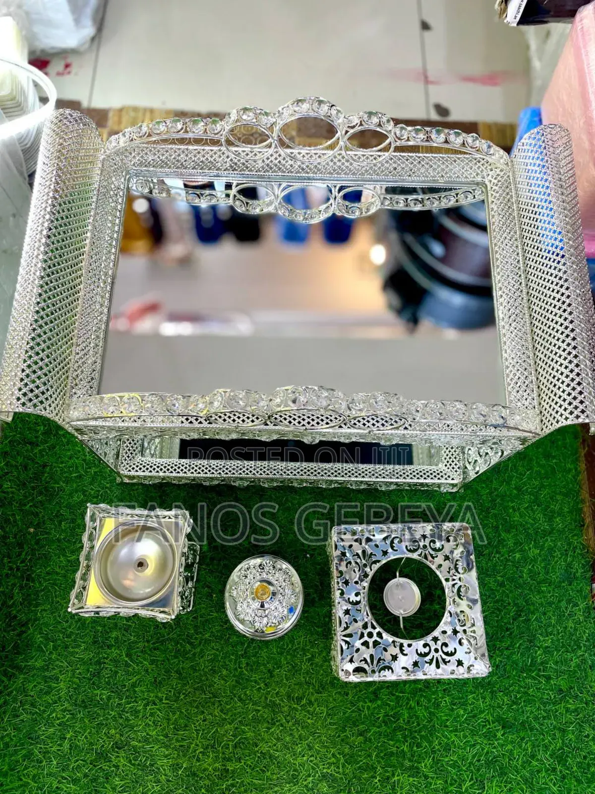 ውብ የሆነ የረከቦት ሴት