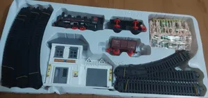 Classic Railway Series Train Set, 100 PCS