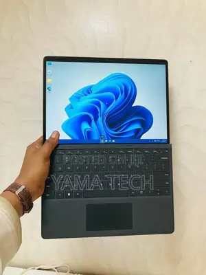 New Laptop Microsoft Surface Pro 9 16GB Intel Core I5 SSD 256GB