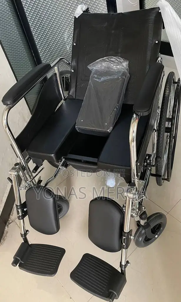 Multi-Purpose Wheelchair曲wheelchair, Soft Seat Leather Face