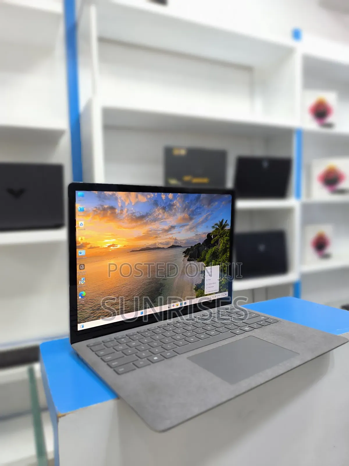 New Laptop Microsoft Surface 16GB Intel Core I7 SSD 512GB