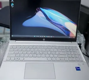 New Laptop HP Pavilion 15 16GB Intel Core I7 SSD 1T