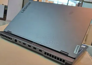 New Laptop Lenovo Legion 7 24GB Intel Core I7 SSD 1T