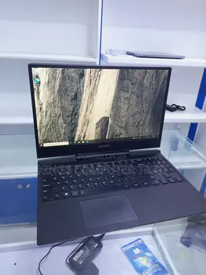 New Laptop HP EliteBook 860 G10 16GB Intel Core I7 SSD 512GB