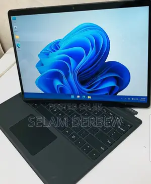 Laptop Microsoft Surface Pro 9 16GB Intel Core I5 SSD 256GB