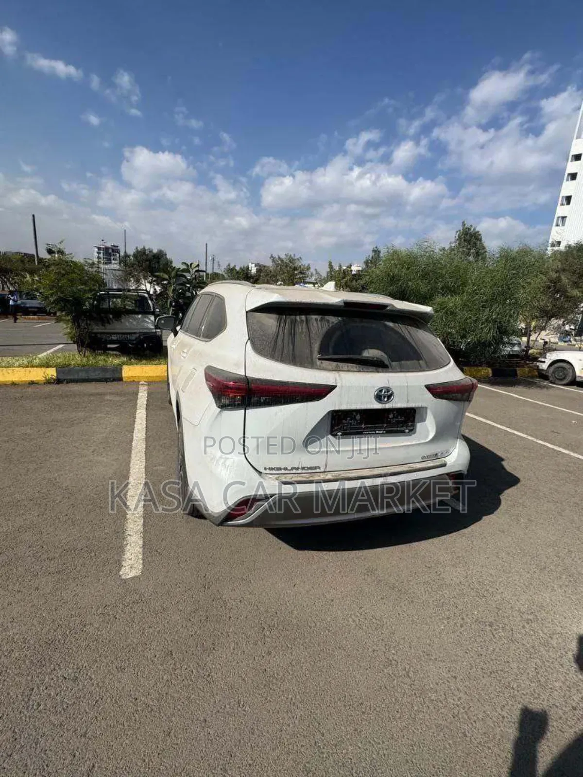 New Toyota Highlander Limited FWD 2024 White