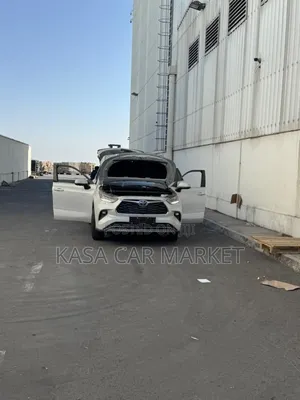New Toyota Highlander Limited FWD 2024 White
