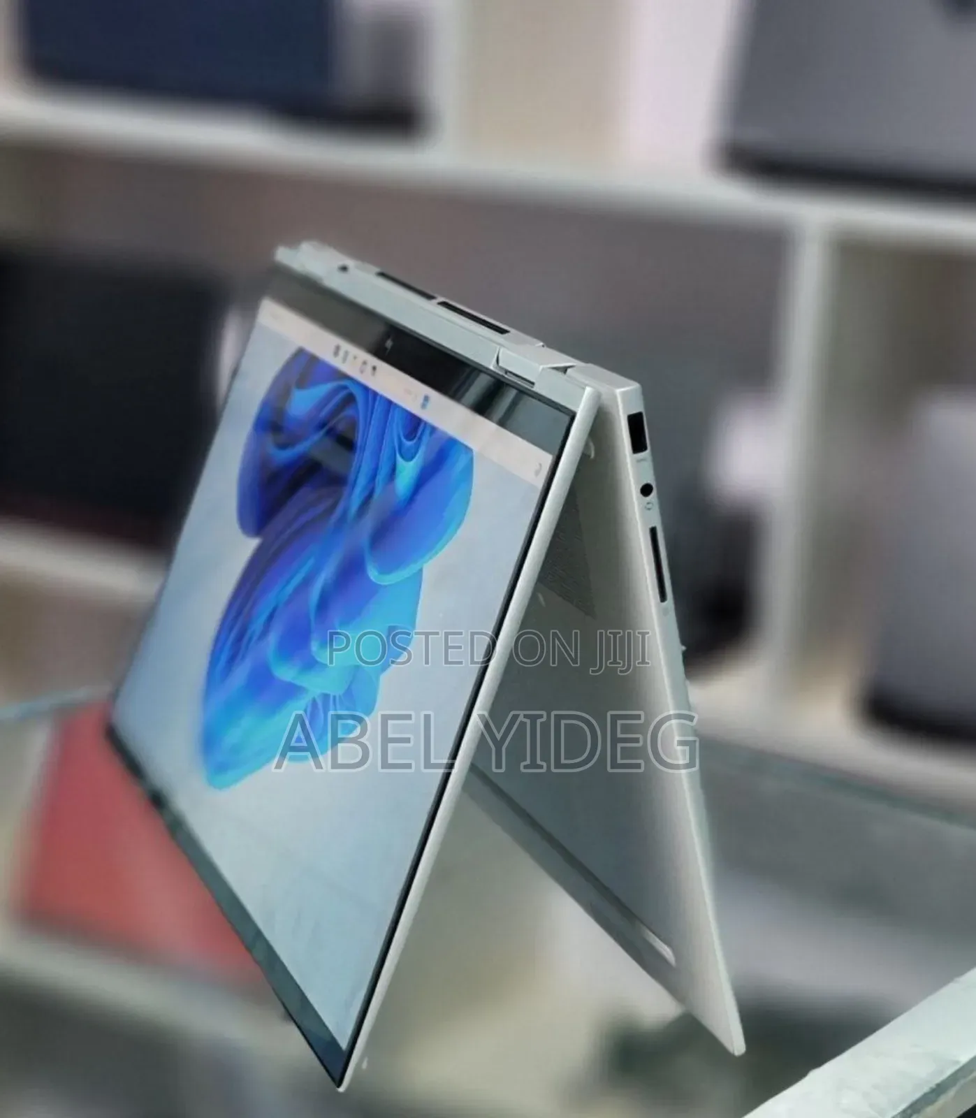 New Laptop HP Envy X360 8GB Intel Core I5 SSD 512GB