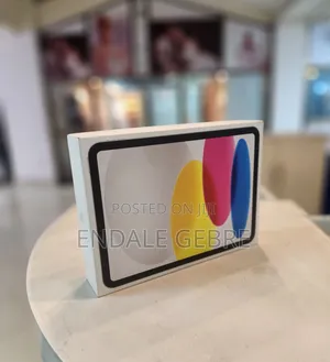 Photo - New Apple iPad (2022) 64 GB Silver