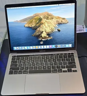 Photo - New Laptop Apple MacBook Pro 2020 16GB Intel Core I7 SSD 512GB