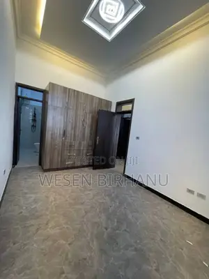 5bdrm Villa in ቪላ ቤት, Addis Ketema for sale