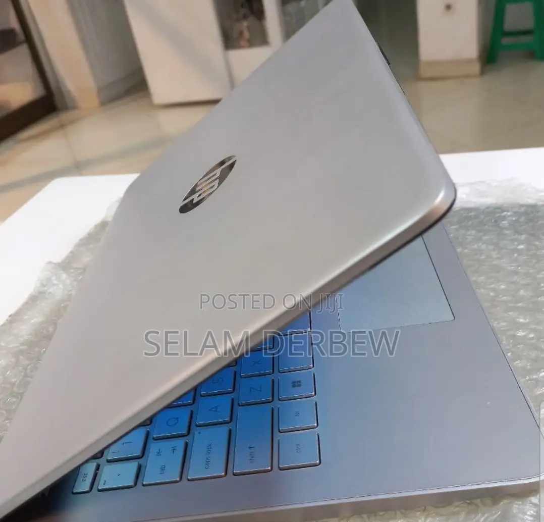 New Laptop HP Stream Notebook 16GB Intel Core I7 SSD 1T
