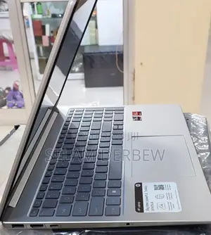 New Laptop HP Stream Notebook 8GB AMD Ryzen 5 SSD 512GB