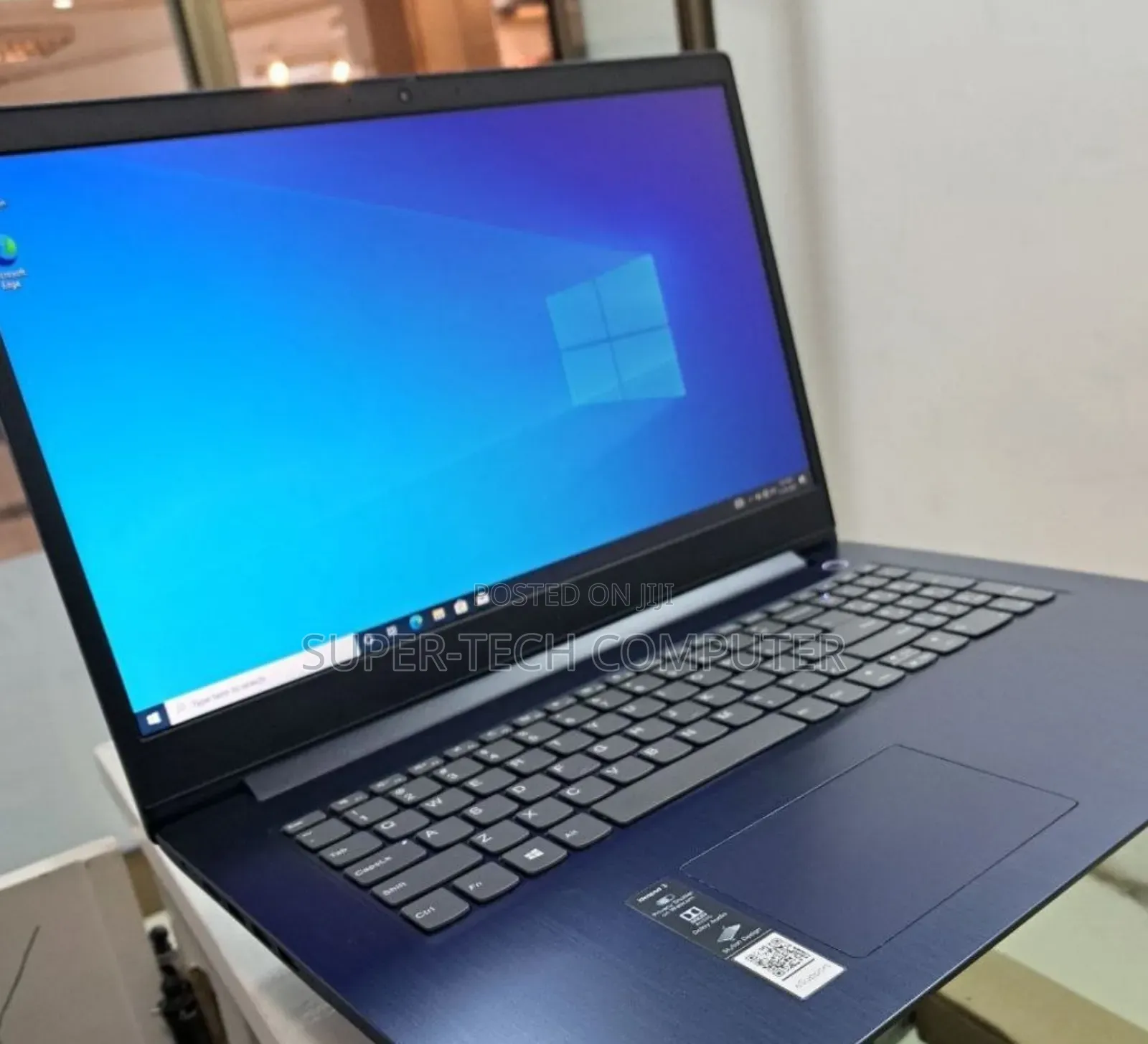 New Laptop Lenovo Ideapad 3 8GB Intel Core I3 SSD 256GB