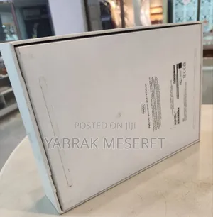 New Apple iPad Pro 12.9 (2022) 64 GB Silver